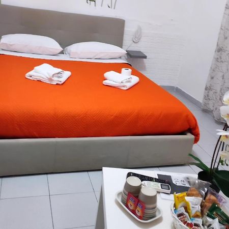Le Tre Orchidee Bed and Breakfast Salerno Exteriör bild