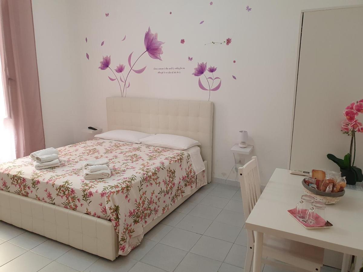 Le Tre Orchidee Bed and Breakfast Salerno Exteriör bild