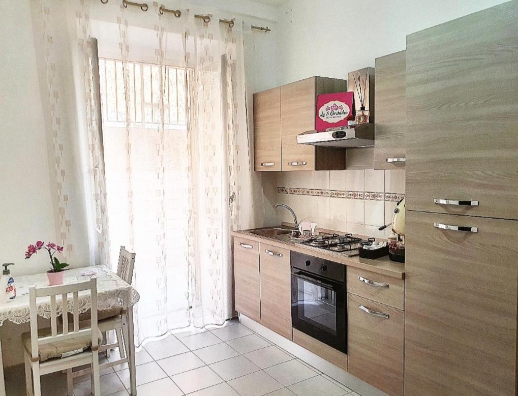 Le Tre Orchidee Bed and Breakfast Salerno Exteriör bild
