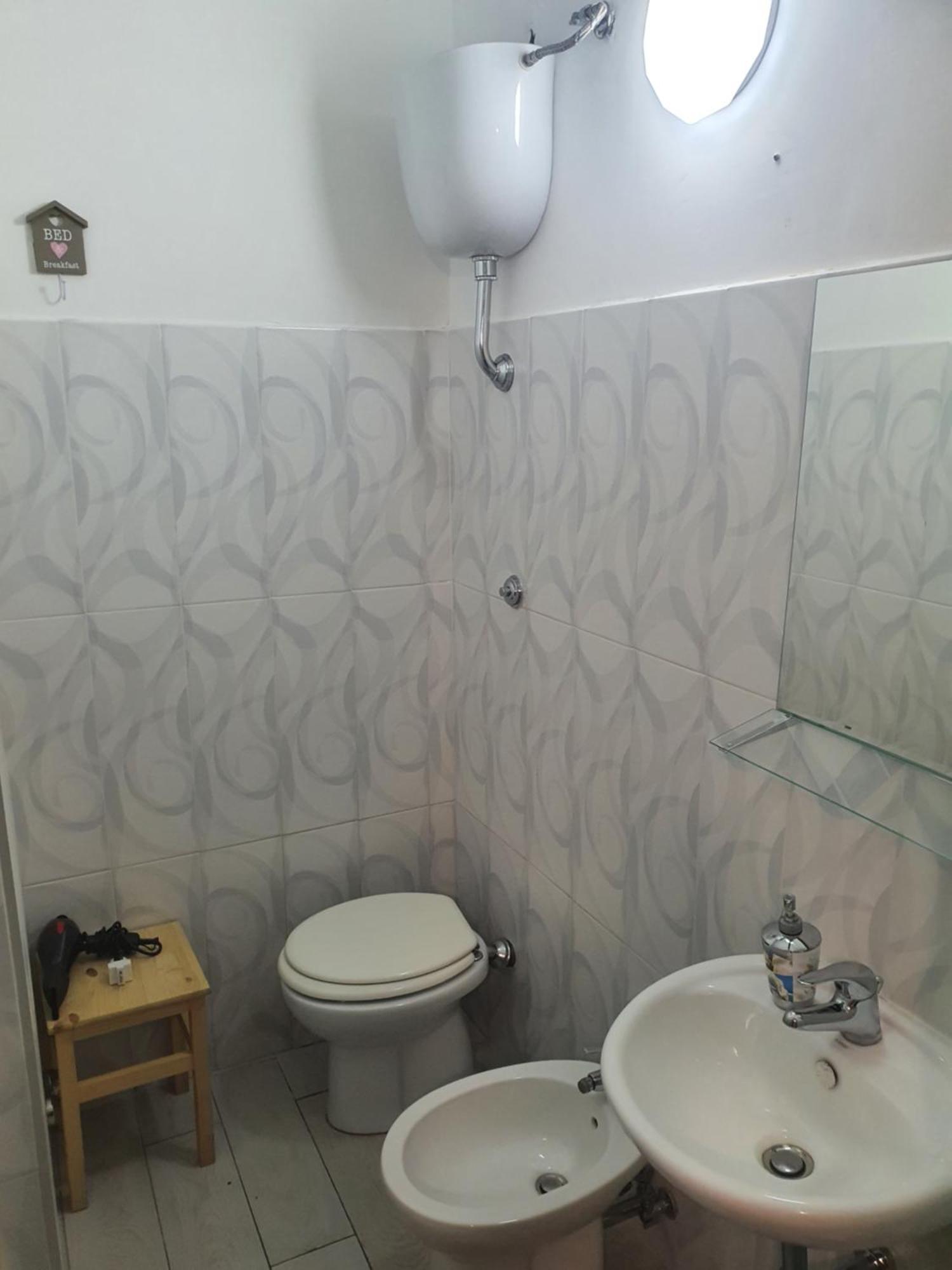 Le Tre Orchidee Bed and Breakfast Salerno Rum bild