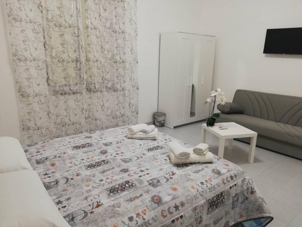 Le Tre Orchidee Bed and Breakfast Salerno Exteriör bild