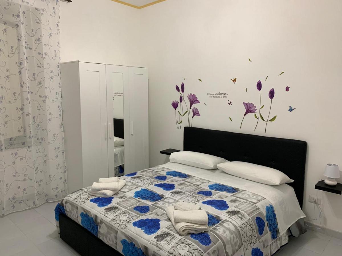 Le Tre Orchidee Bed and Breakfast Salerno Exteriör bild