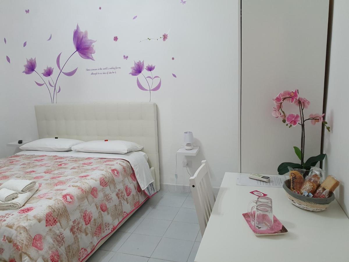 Le Tre Orchidee Bed and Breakfast Salerno Exteriör bild