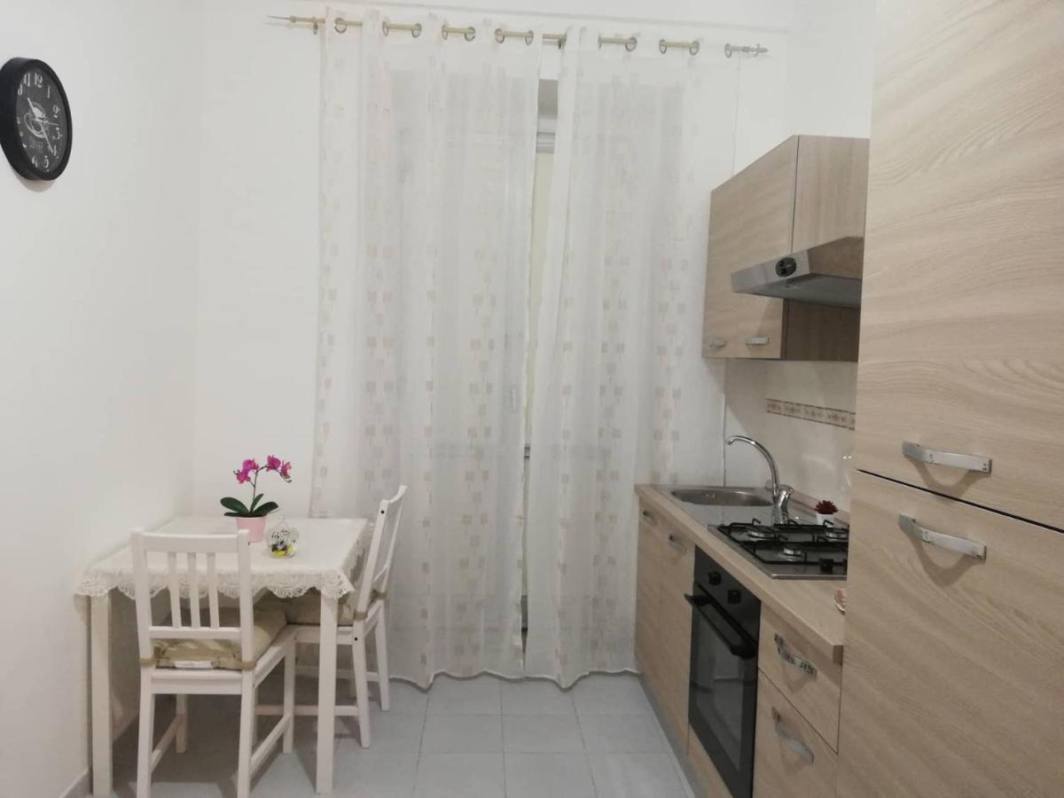 Le Tre Orchidee Bed and Breakfast Salerno Exteriör bild