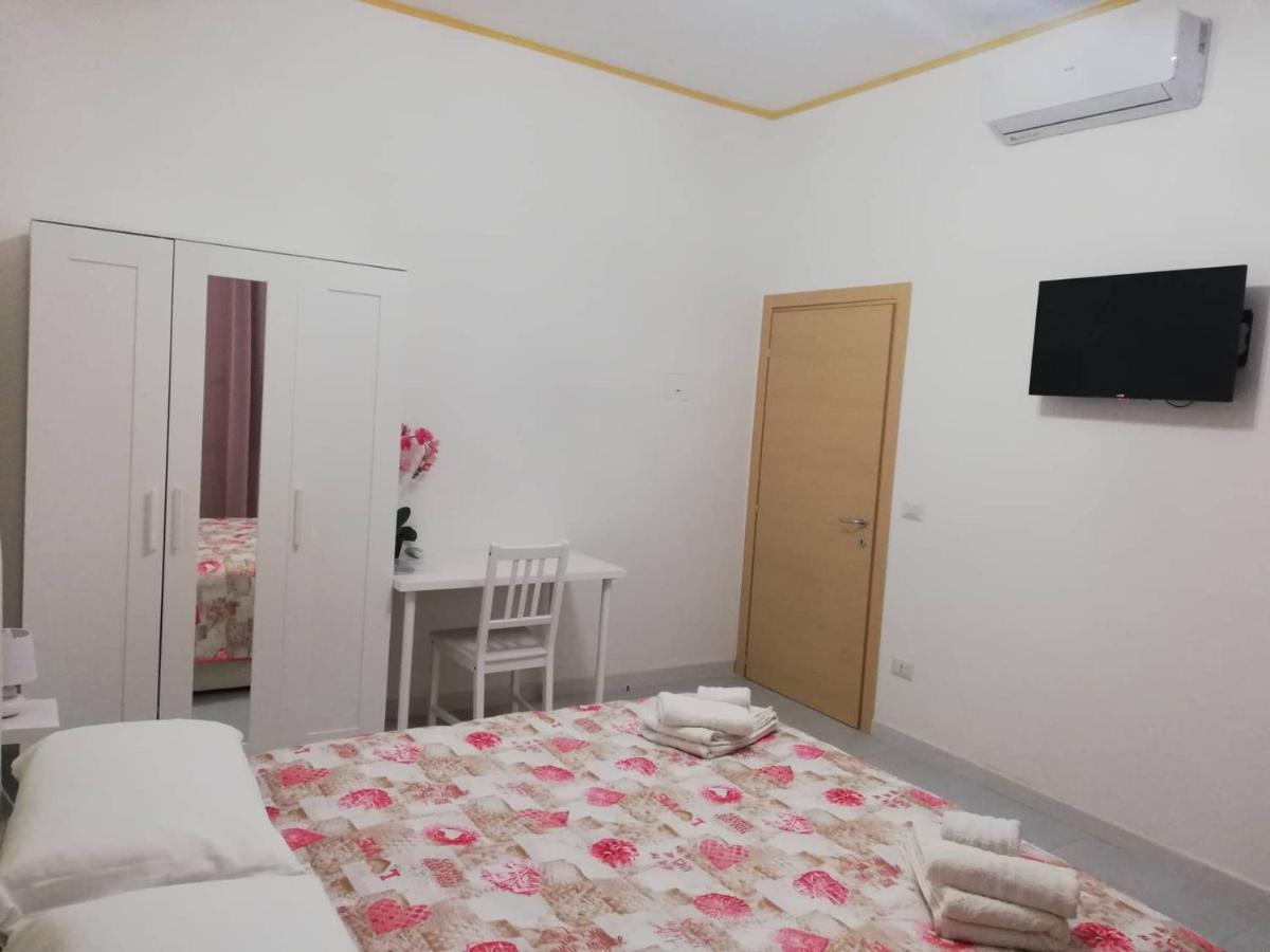 Le Tre Orchidee Bed and Breakfast Salerno Exteriör bild