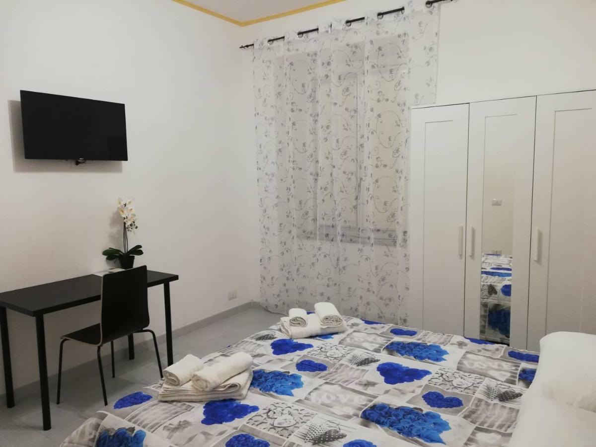 Le Tre Orchidee Bed and Breakfast Salerno Exteriör bild